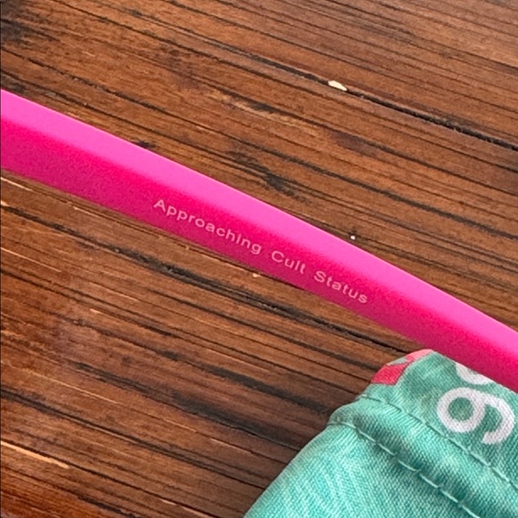 Goodr - Picture 6 of 9